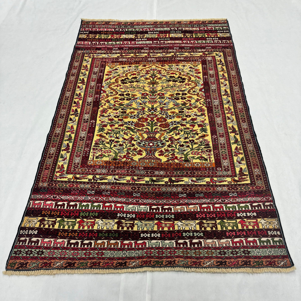 Handwoven Wool Kilim – Floral & Animal – 4 ft x 6 ft – Red & Cream – photo 2