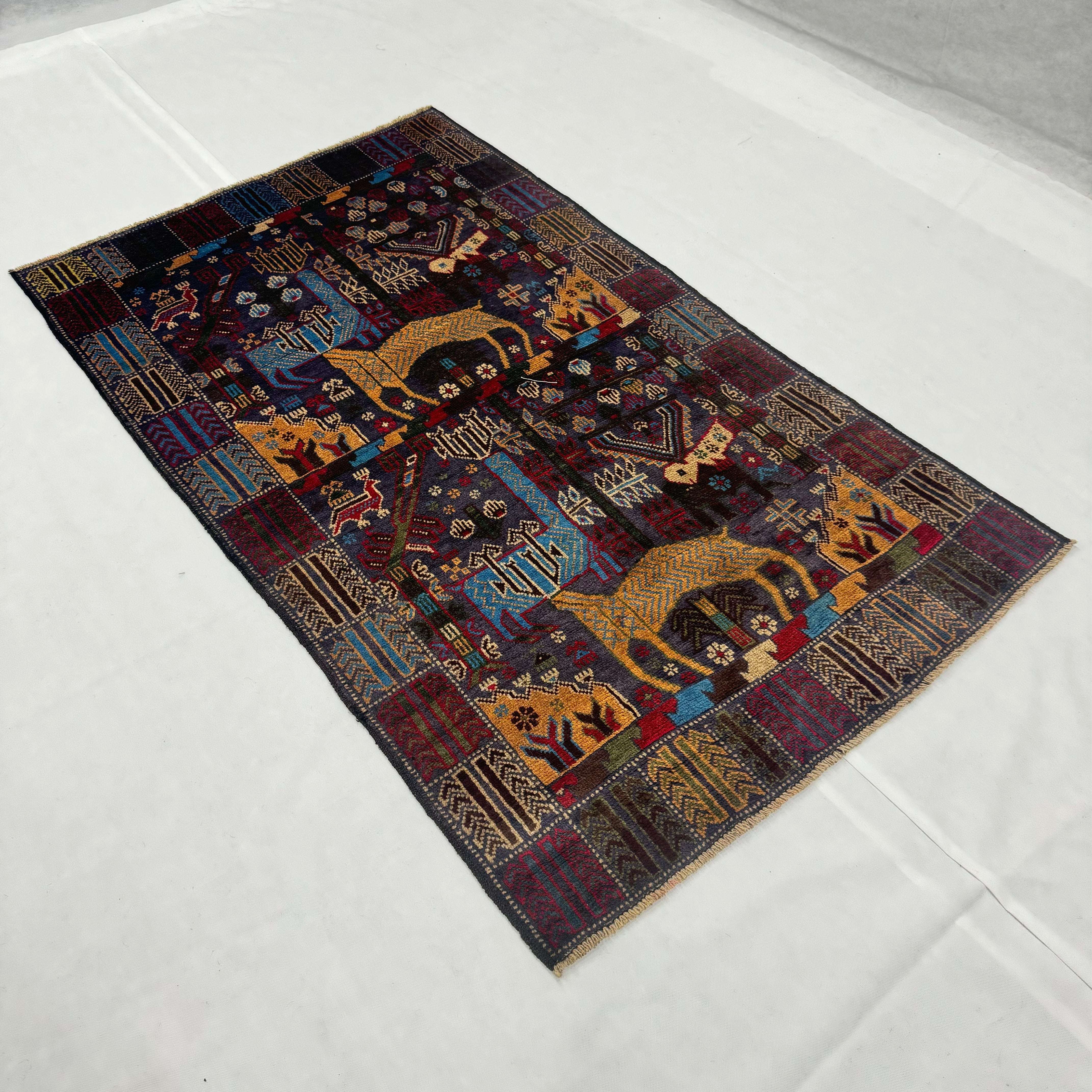Handmade Afghan wool rug traditional design for living room USA