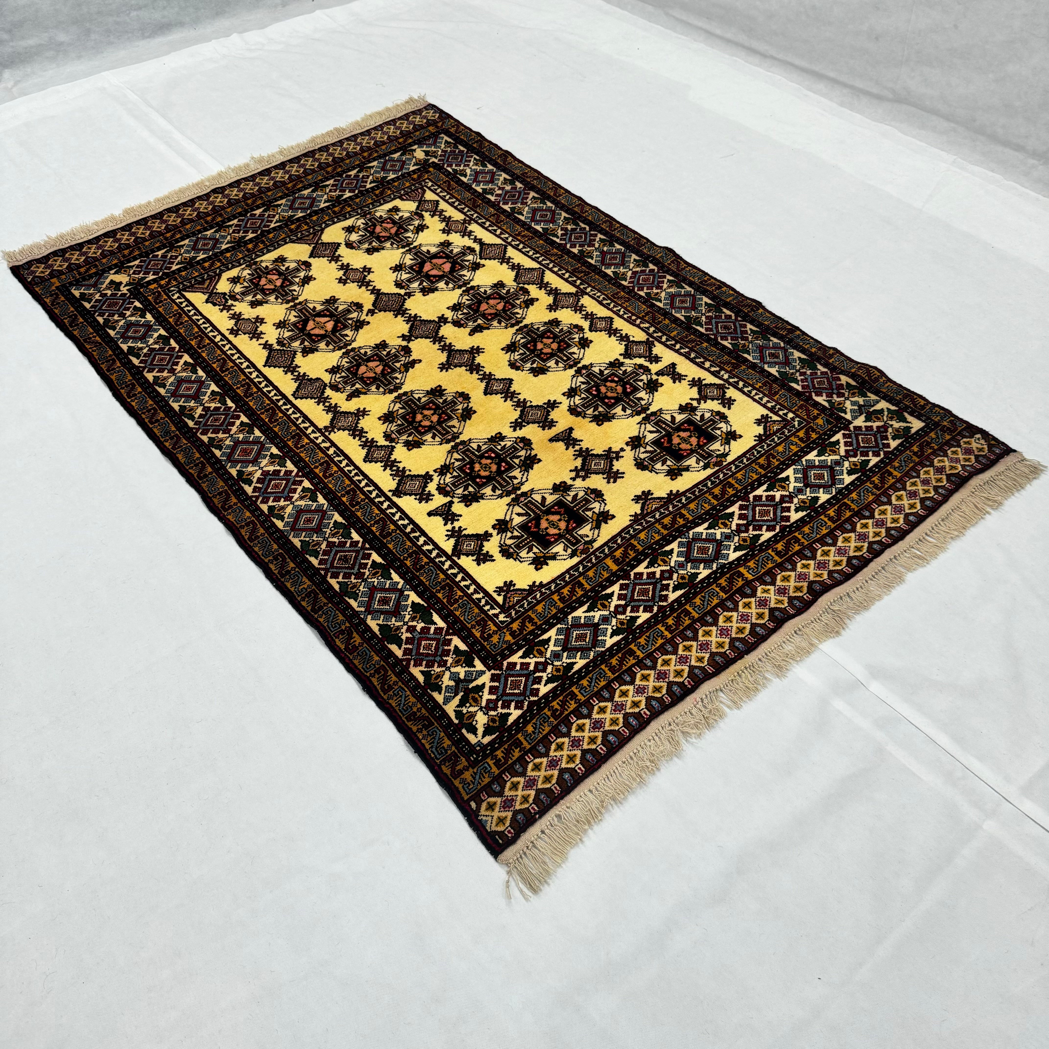 Handmade Afghan wool rug traditional design for living room USA