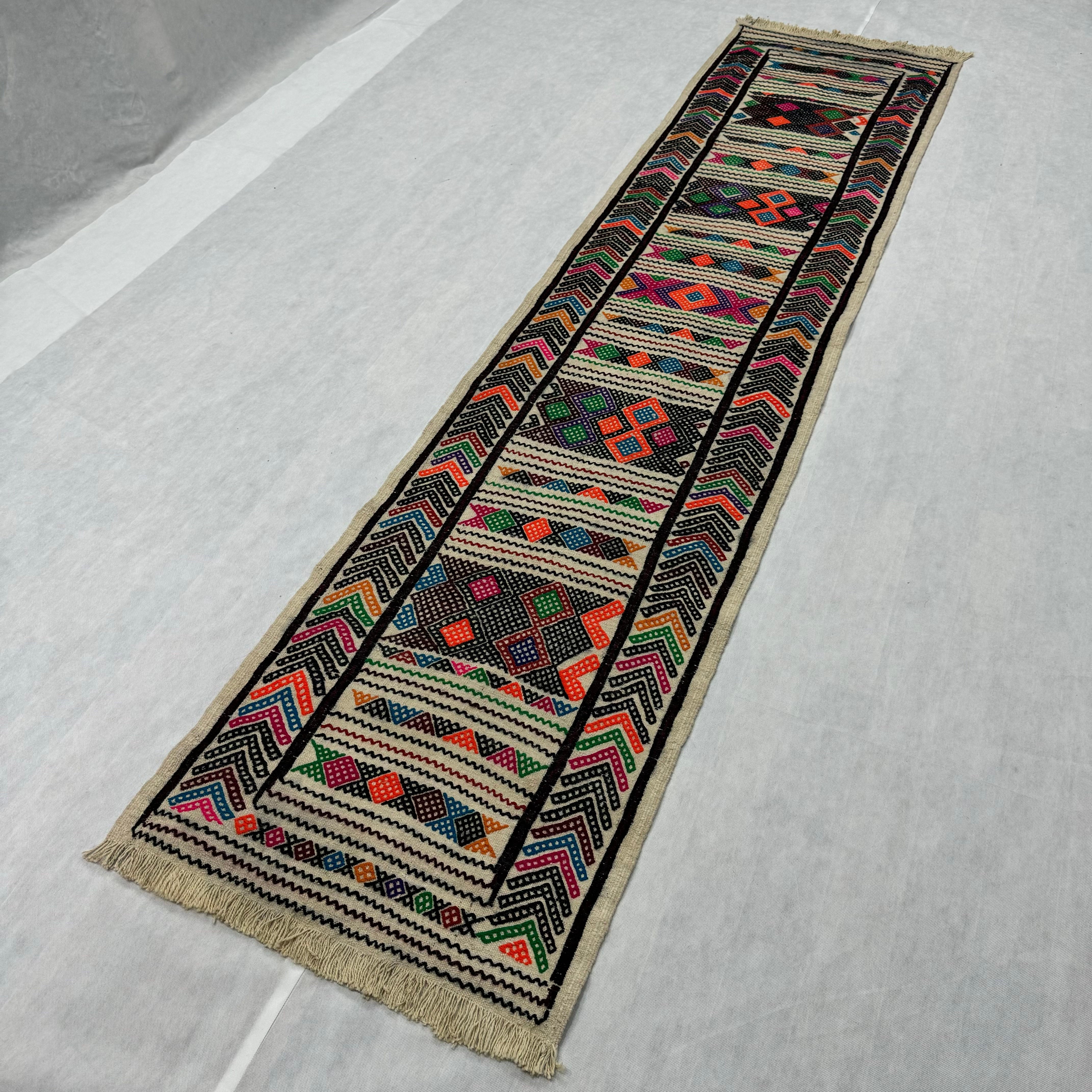 Handmade Afghan wool rug traditional design for living room USA