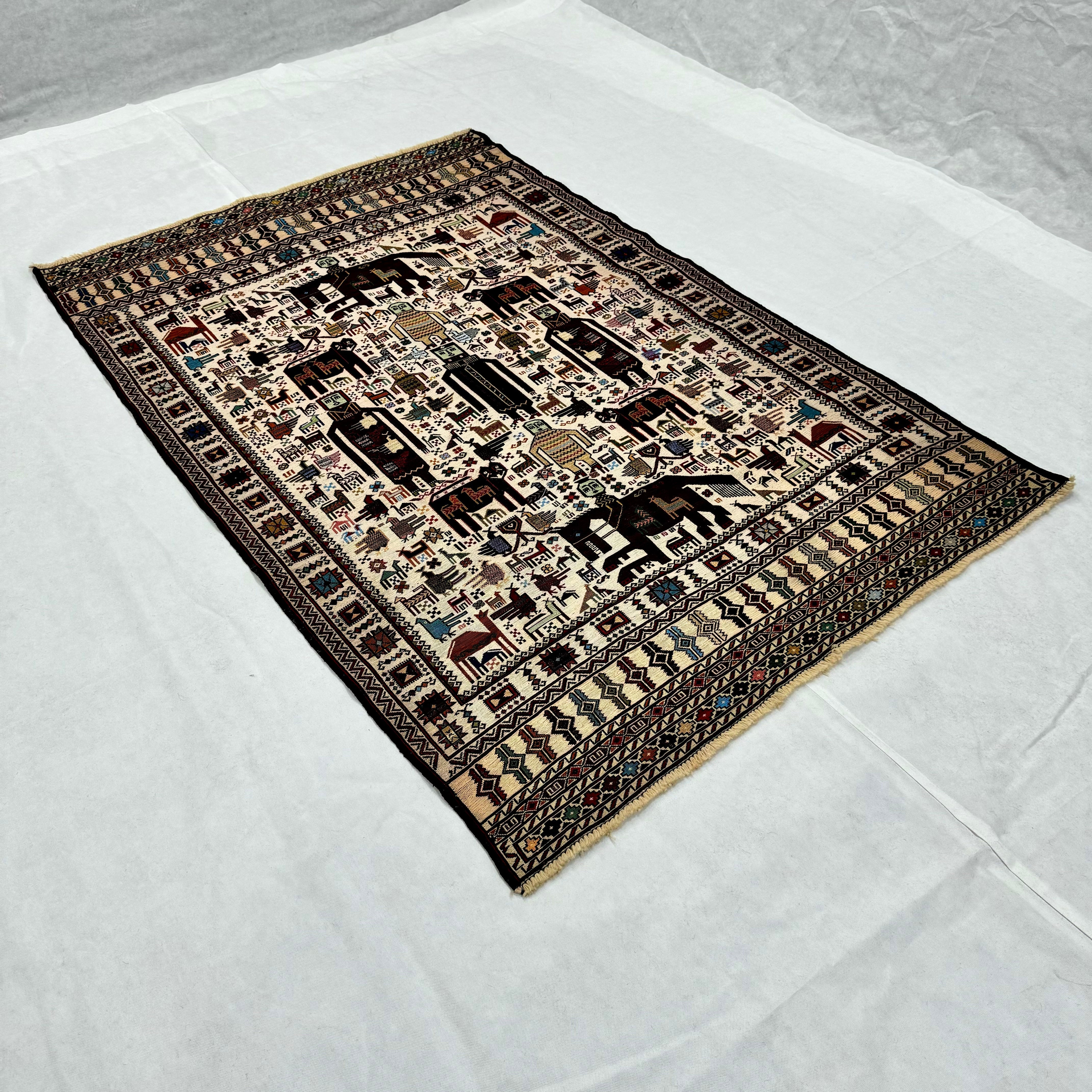 Handmade Afghan wool rug traditional design for living room USA