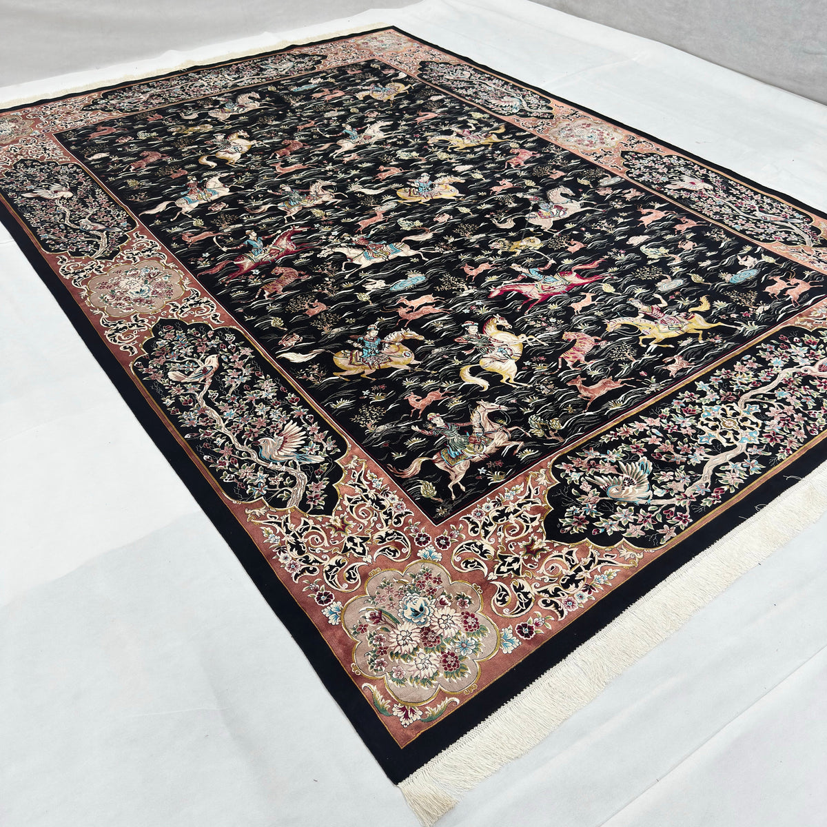CMO Paris Silk Rug – Hunting Scene – 8 ft x 11 ft – Black & Blush – photo 2