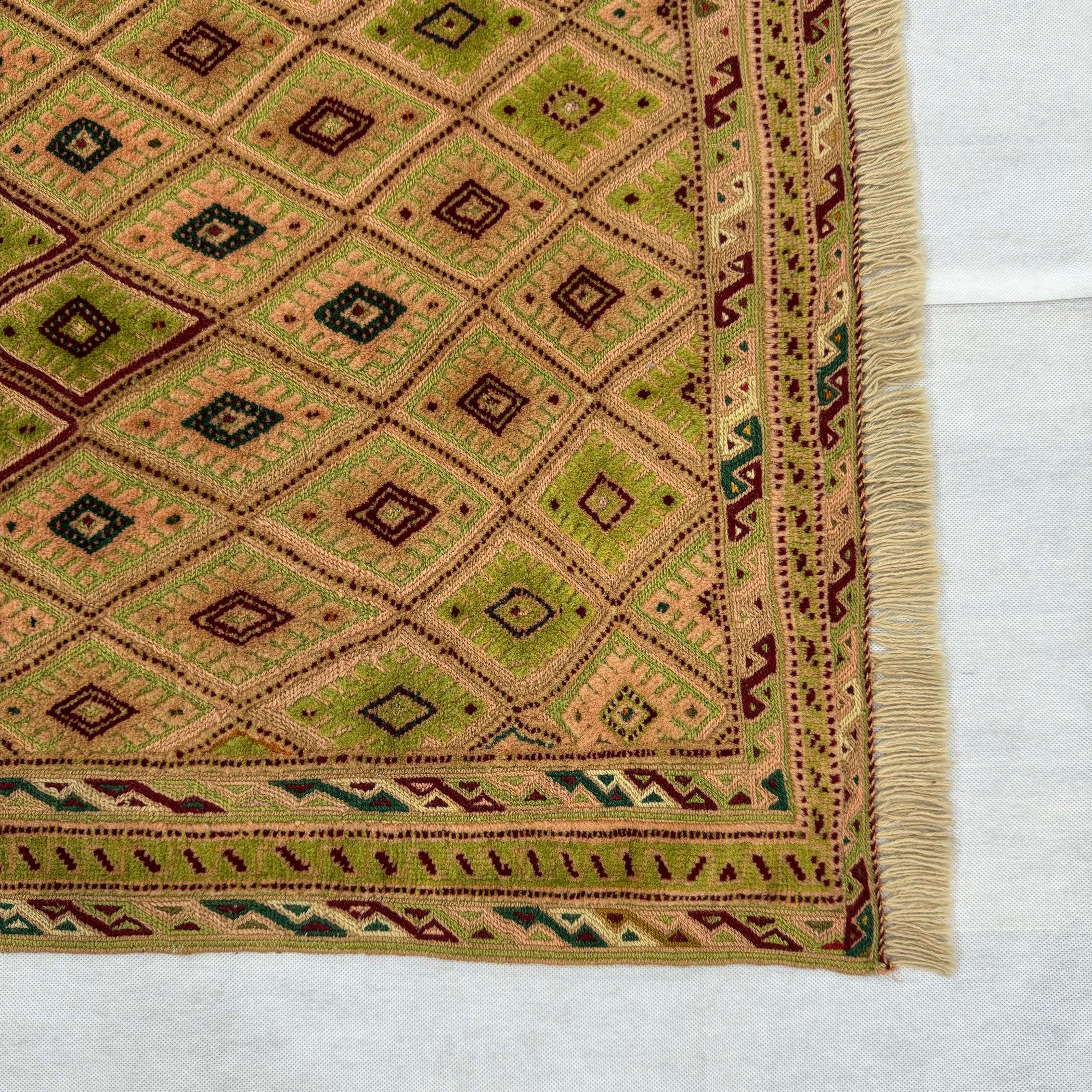 Handmade Afghan wool rug  traditional design for living room USA