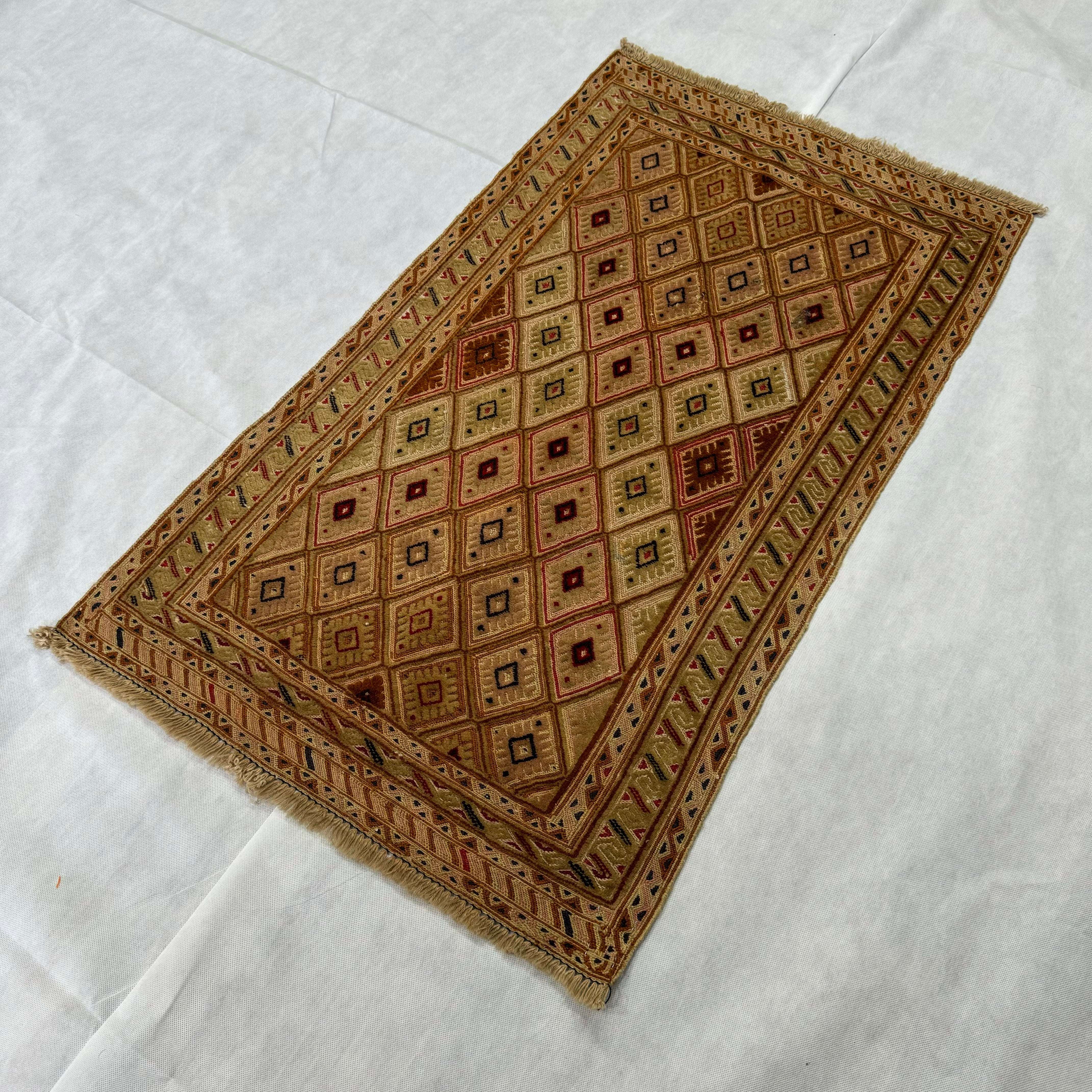 Handmade Afghan wool rug  traditional design for living room USA