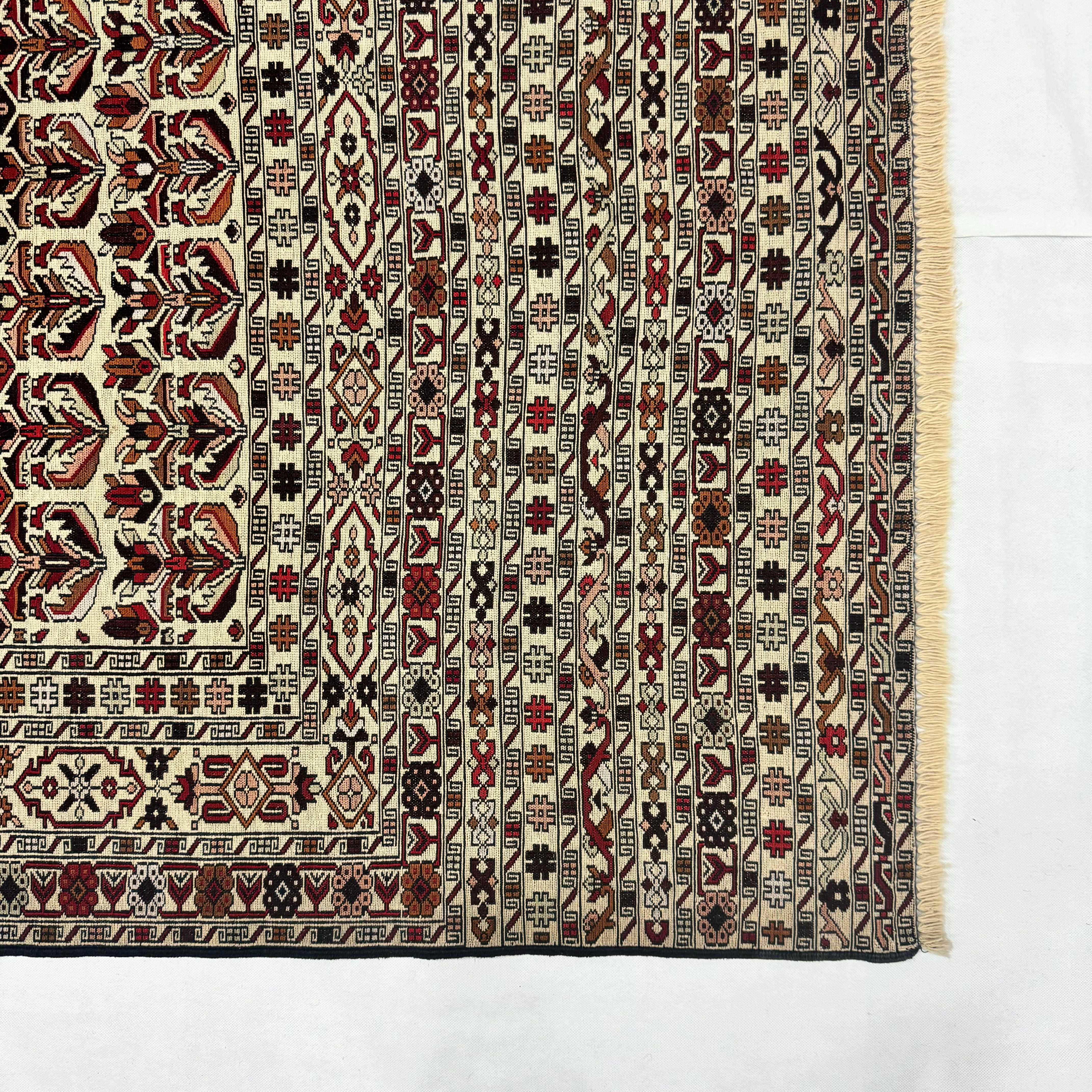 Handmade Afghan wool rug  traditional design for living room USA