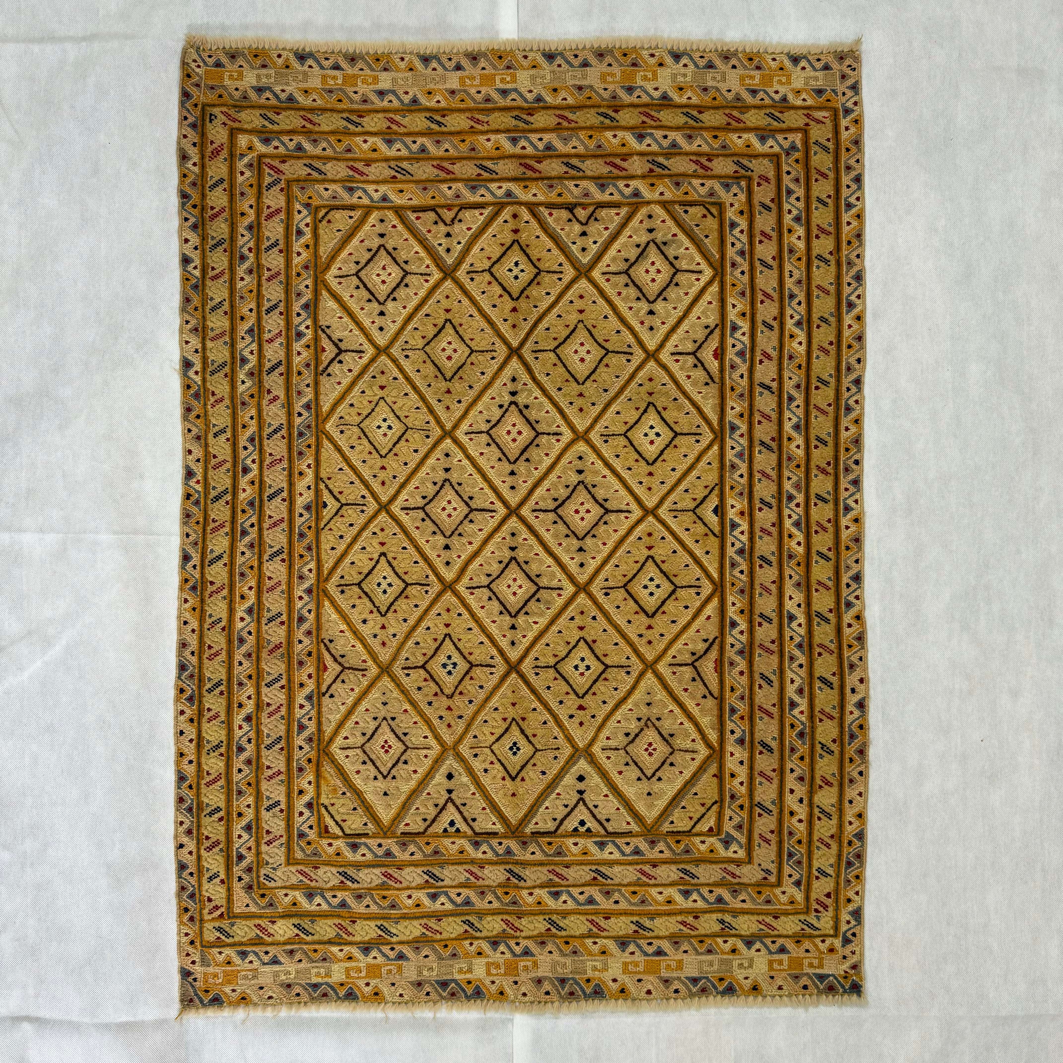 Handmade Afghan wool rug  traditional design for living room USA