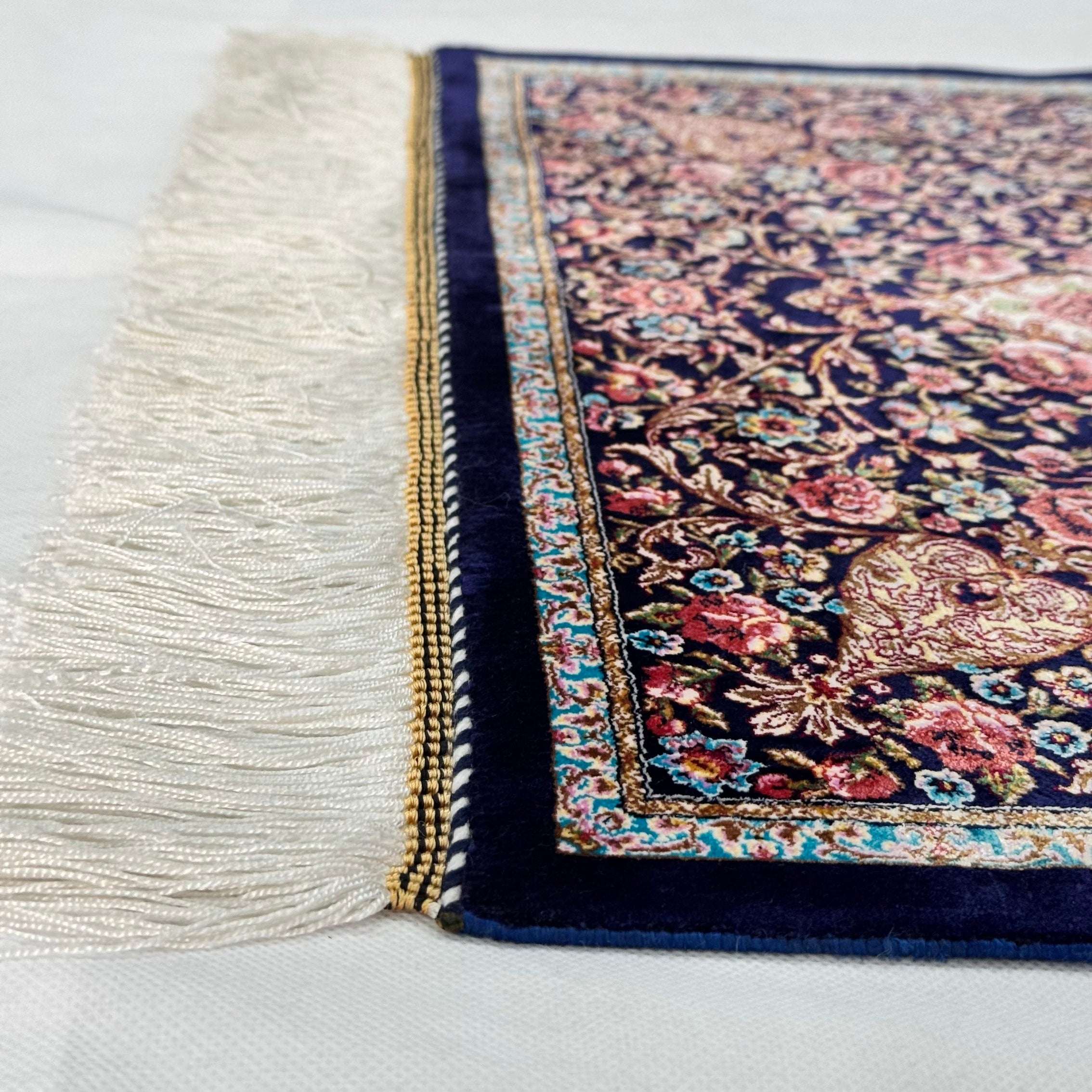 Persian Silk Floral Medallion Rug 2 ft x 3 ft | 1600 Reed Iranian Abresham