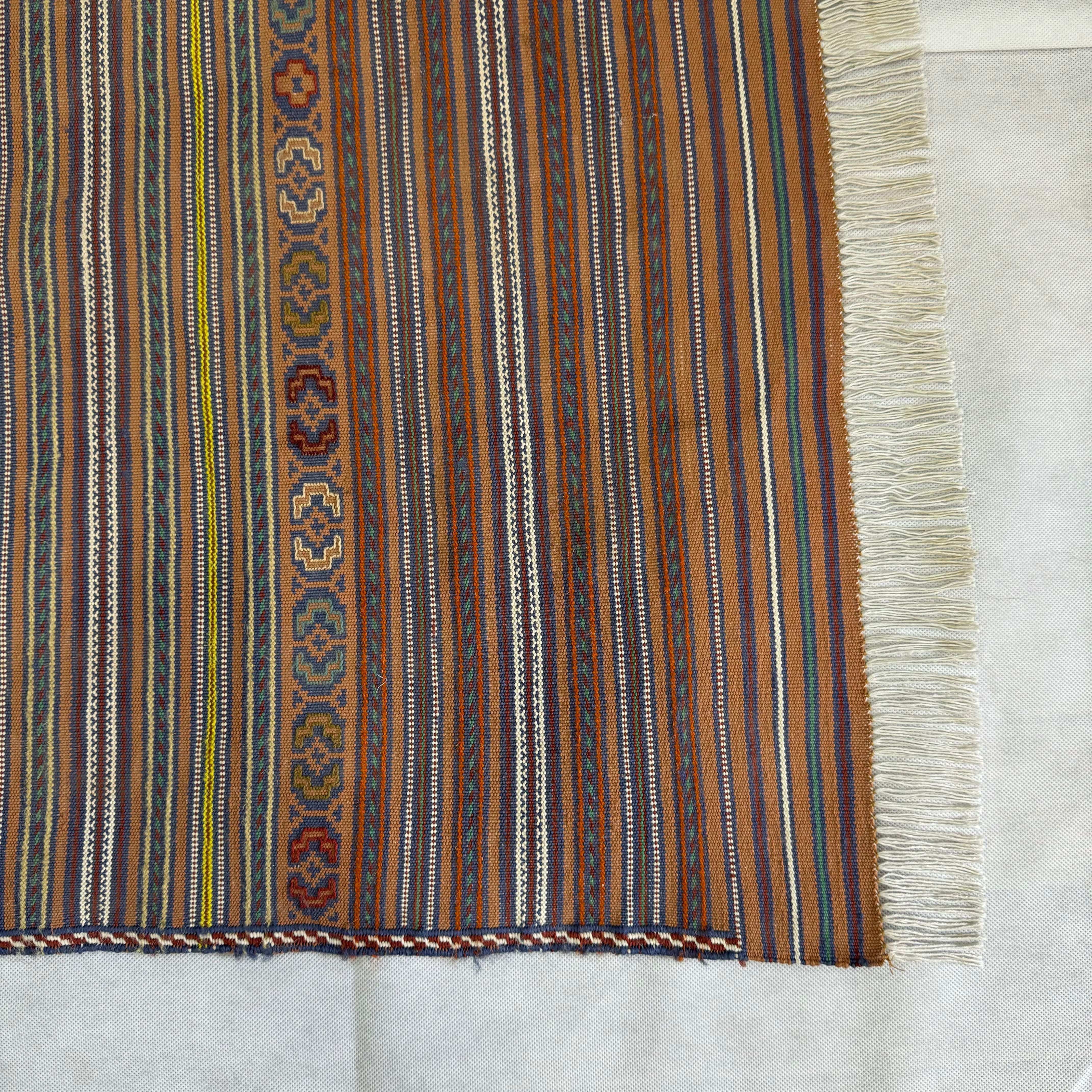 Handmade Afghan wool rug  traditional design for living room USA