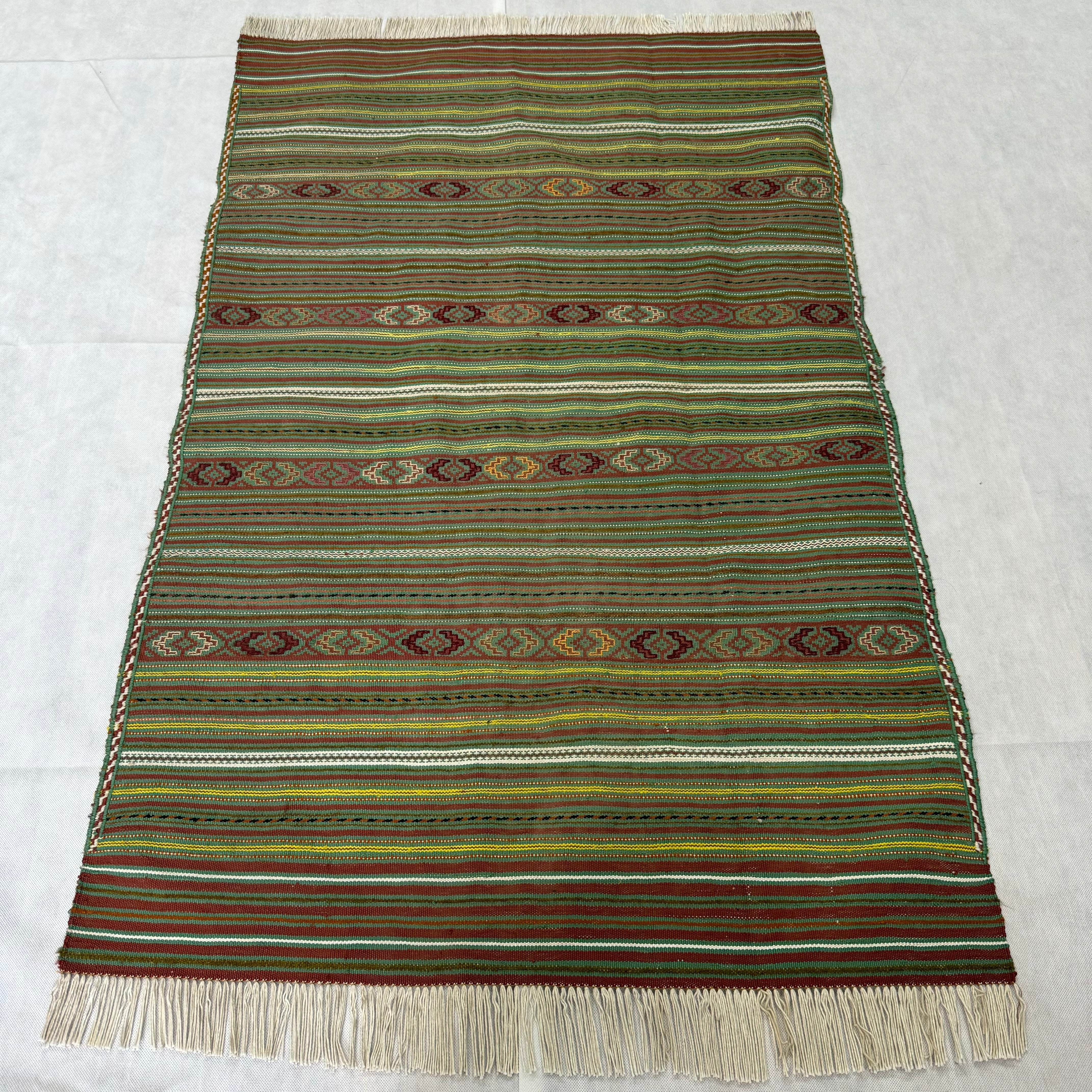 Handmade Afghan wool rug  traditional design for living room USA