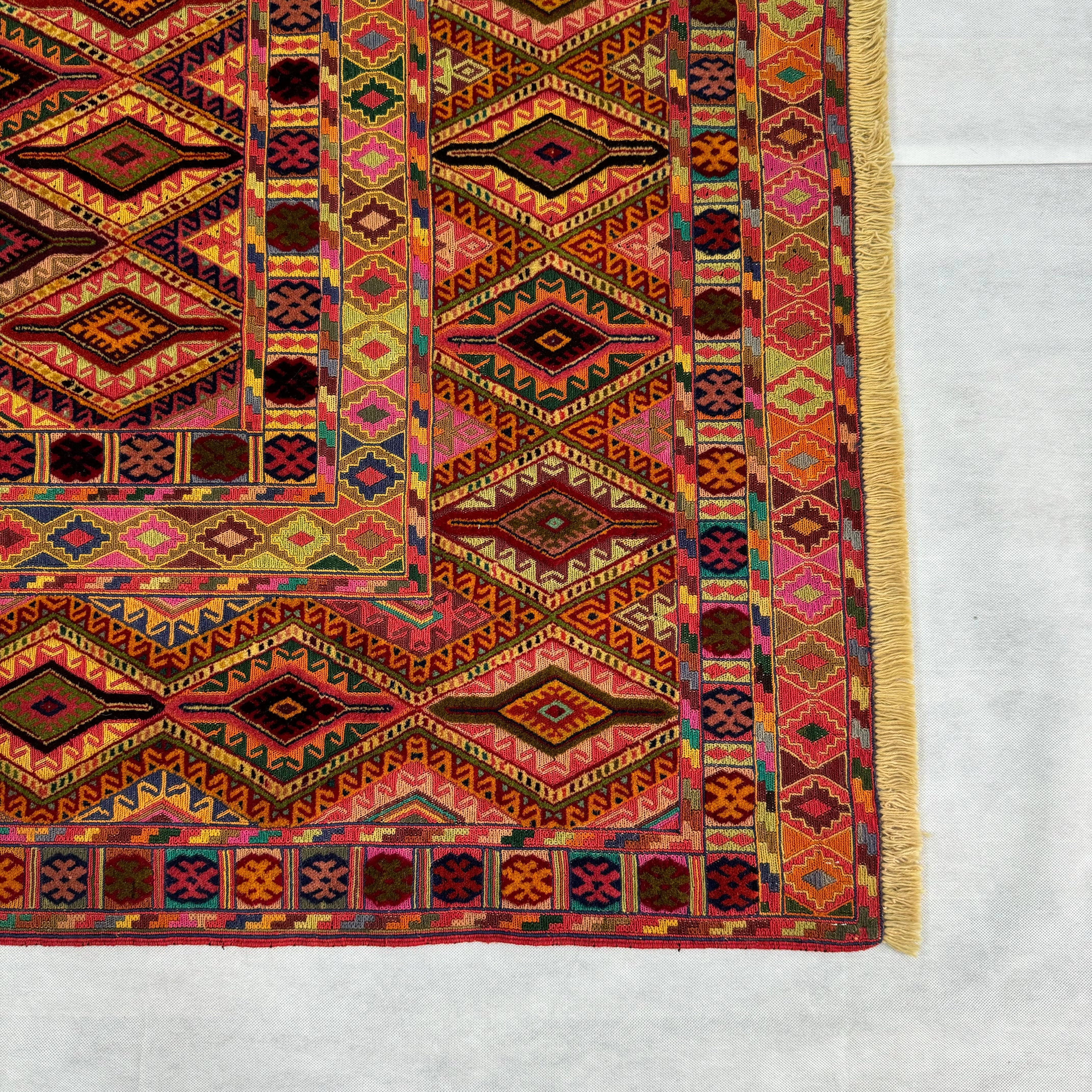 Handmade Afghan wool rug  traditional design for living room USA