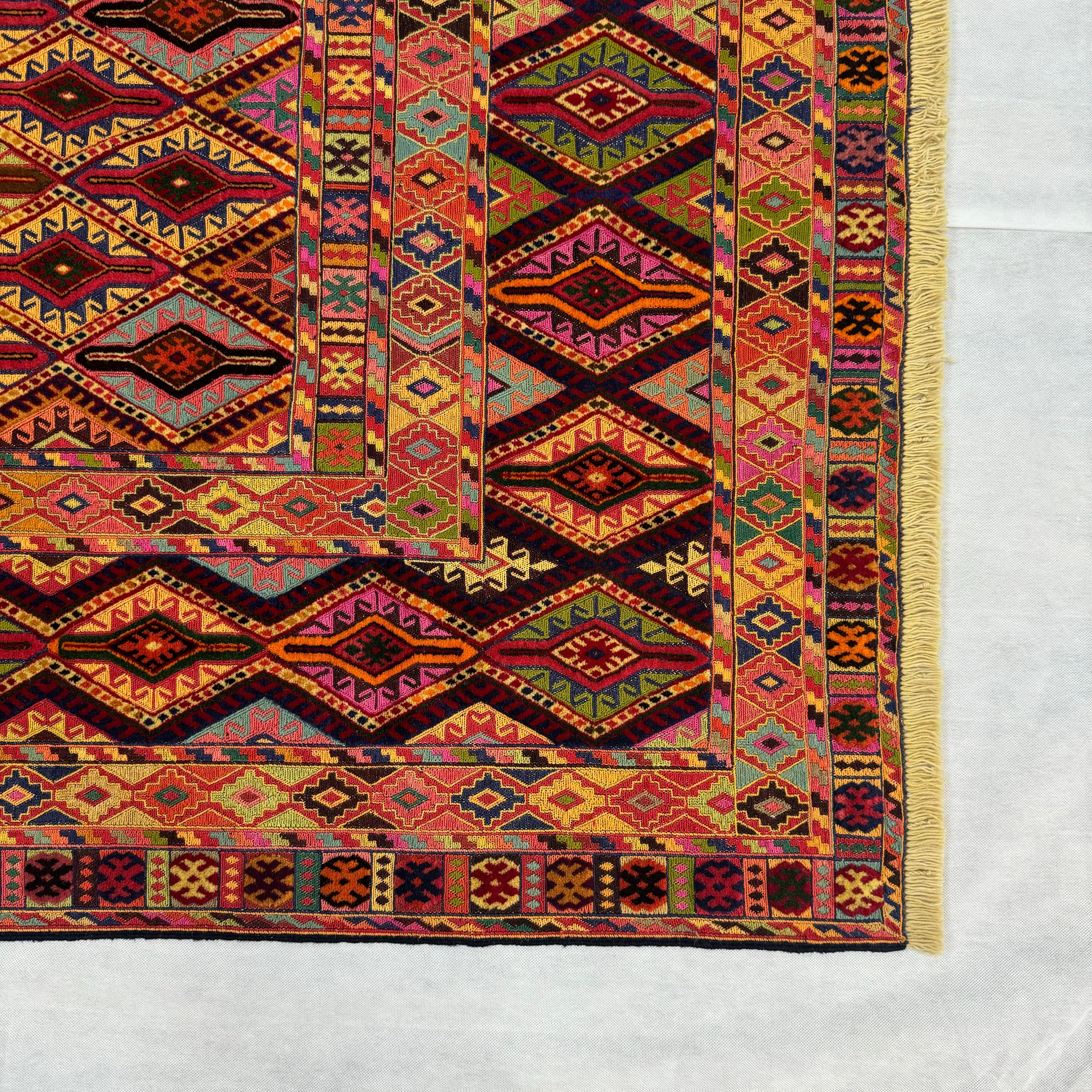 Handmade Afghan wool rug  traditional design for living room USA
